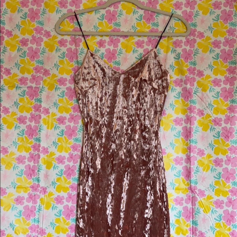 Crushed velvet party dress